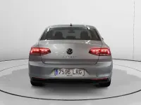 Usado VW Passat 150 CV (110 kW) 2021 Gris Berlina