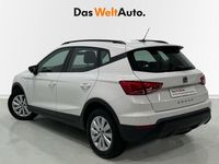 Usado Seat Arona Style 110 CV (80 kW) 2021 Blanco SUV