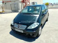 Usado Mercedes A180 Elegance 109 CV (80 kW) 2005 Negro Monovolumen