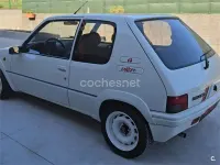 Usado Peugeot 205 103 CV (75 kW) 1991 Blanco Berlina