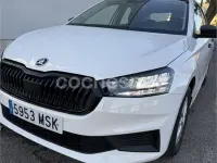 Usado Skoda Fabia Selection 80 CV (58 kW) 2024 Blanco Utilitario