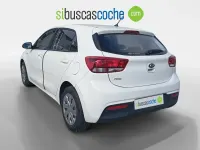 Usado Kia Rio 84 CV (61 kW) 2018 Blanco
