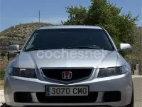 Usado Honda Accord Comfort 155 CV (114 kW) 2003 Gris / plata Berlina