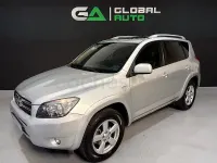 Usado Toyota RAV4 Premium 177 CV (130 kW) 2007 Gris / plata SUV
