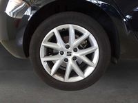 Usado Seat Leon Style 116 CV (85 kW) 2025 Negro Utilitario