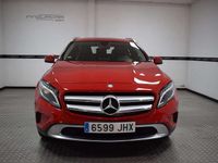 Usado Mercedes GLA200 Urban 136 CV (100 kW) 2015 Rojo SUV