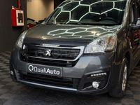 Usado Peugeot Partner Tepee Style 120 CV (88 kW) 2017 Gris / plata Monovolumen