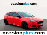 Usado Ford Focus Sport 182 CV (133 kW) 2016 Rojo Utilitario