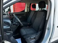 Usado Citroën Berlingo Shine 102 CV (75 kW) 2022 Blanco Monovolumen