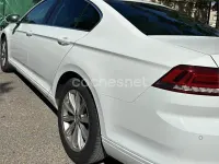 Usado VW Passat Advance 150 CV (110 kW) 2018 Blanco Berlina