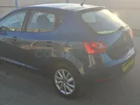Usado Seat Ibiza Style 105 HP (77 kW) 2014 Azul Sedan