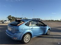 Usado Ford Focus Titanium 115 CV (84 kW) 2009 Azul Berlina