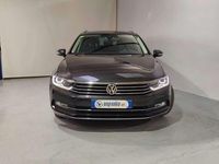 Usado VW Passat Sport 150 CV (110 kW) 2018 Gris Familiar