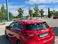 Usado Mercedes A180 AMG line 122 CV (89 kW) 2017 Rojo Berlina