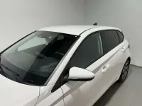 Usado Hyundai i20 80 CV (58 kW) 2025 Blanco Utilitario