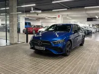 Usado Mercedes A250 218 CV (160 kW) 2025 Azul Berlina