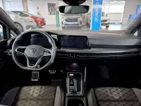 Usado VW Golf VIII R-line 131 CV (96 kW) 2024 Negro Utilitario
