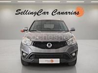 Usado Ssangyong (KGM) Korando 149 CV (109 kW) 2014 Gris / plata SUV