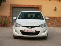 Usado Hyundai i20 75 CV (55 kW) 2014 Blanco Utilitario
