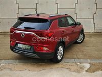 Usado Ssangyong (KGM) Korando 149 CV (109 kW) 2021 Granate SUV