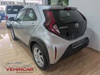 Usado Toyota Aygo X 72 CV (52 kW) 2023 Gris / plata SUV