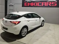 Usado Opel Astra Business 110 CV (80 kW) 2018 Blanco Utilitario