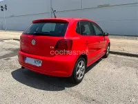 Usado VW Polo Advance 90 CV (66 kW) 2013 Rojo Utilitario