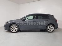 Usado VW Golf VIII 115 CV (84 kW) 2025 Gris / plata Berlina