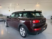 Usado Mini One D Clubman 116 CV (85 kW) 2019 Granate Familiar