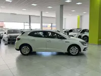 Usado Renault Mégane Equilibre 116 CV (85 kW) 2022 Blanco Utilitario