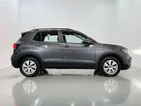Usado VW T-Cross 95 CV (69 kW) 2024 Gris SUV