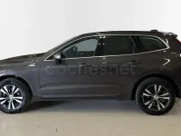 Używany Volvo XC60 Core 250 KM (183 kW) 2025 Brązowy SUV