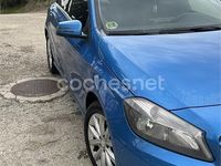 Usado Mercedes A180 Style 109 CV (80 kW) 2013 Azul Berlina
