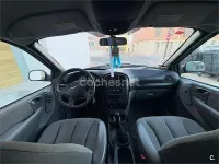 Usado Chrysler Voyager 147 CV (108 kW) 2007 Negro Monovolumen