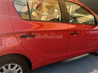 Usado Hyundai i20 Classic 78 CV (57 kW) 2011 Rojo Utilitario