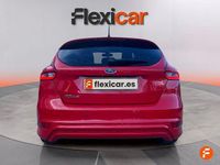Usado Ford Focus ST-Line 125 CV (91 kW) 2018 Rojo