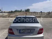 Usado Mercedes C200 Avantgarde 136 CV (100 kW) 2012 Gris / plata Berlina