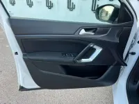 Używany Peugeot 308 SW Access 99 KM (72 kW) 2018 Biały Kombi