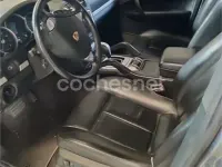 Usado Porsche Cayenne Turbo 450 CV (330 kW) 2006 Gris / plata SUV