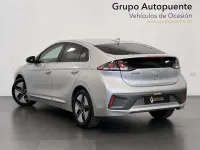 Usado Hyundai Ioniq 141 CV (103 kW) 2022 Plateado Utilitario