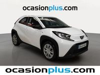 Usado Toyota Aygo X Play 72 CV (52 kW) 2023 Blanco SUV