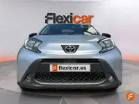Usado Toyota Aygo Play 72 CV (52 kW) 2024 Gris