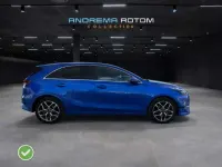 Usado Kia Ceed Style 101 CV (74 kW) 2023 Azul Utilitario