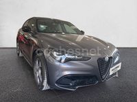 Usado Alfa Romeo Stelvio Sprint 160 CV (117 kW) 2023 Gris / plata SUV