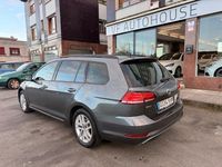 Usado VW Golf VII Advance 125 CV (91 kW) 2018 Gris / plata Familiar