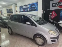 Usado Lancia Musa 95 CV (69 kW) 2006 Gris Monovolumen