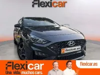 Usado Hyundai i30 N Line 120 CV (88 kW) 2023 Gris Familiar