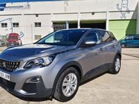 Usado Peugeot 3008 Active 130 CV (95 kW) 2017 Gris / plata SUV
