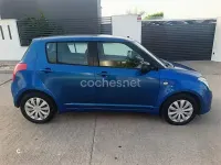 Usado Suzuki Swift GLX 92 CV (67 kW) 2007 Azul Utilitario