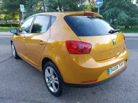 Usado Seat Ibiza Copa 90 CV (66 kW) 2011 Beige Berlina
